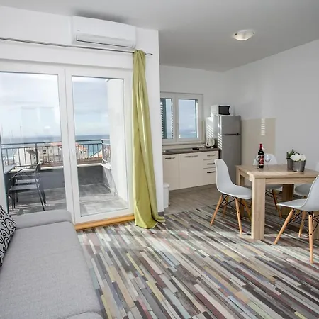 Apartment With Parking Space Sumpetar, Omis - 14941
